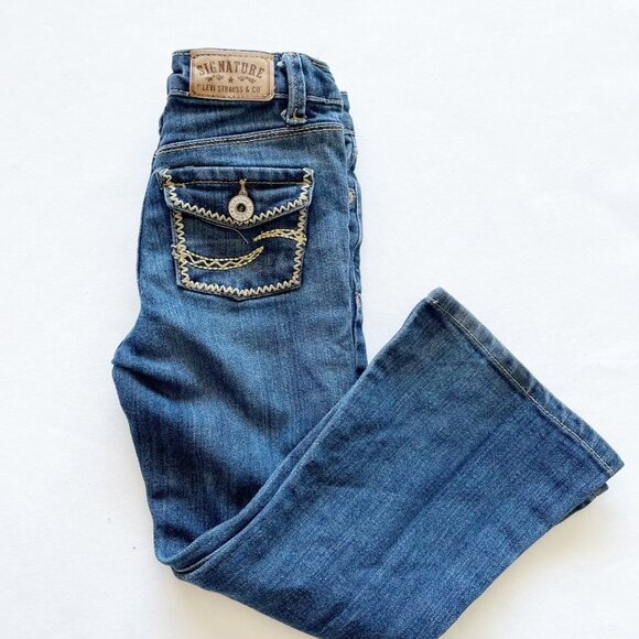 Signature by Levi Strauss Other - Signature Levi Strauss Skinny Flare Fit Jeans size 4